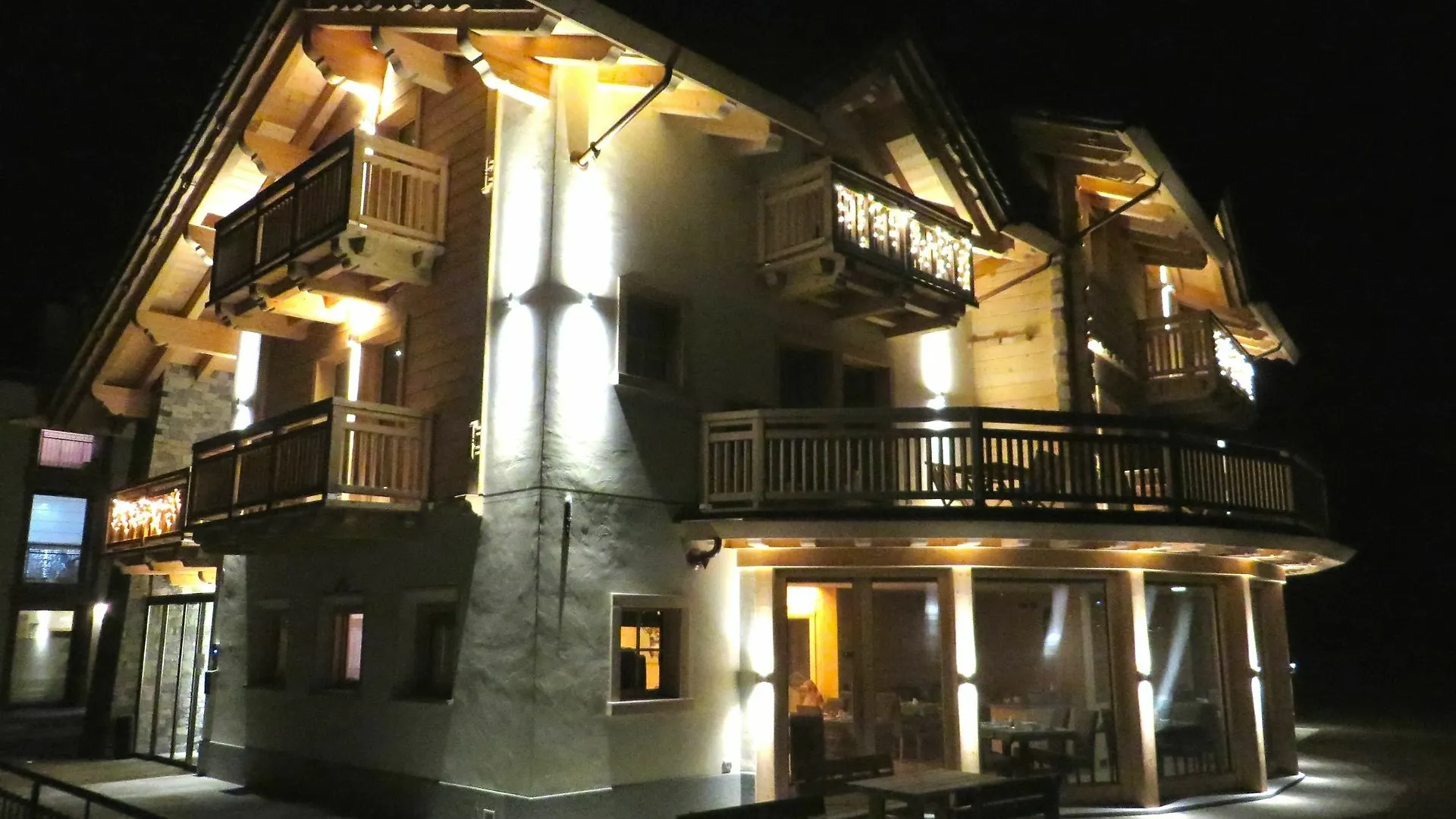 Hotel B&B Ecohotel Chalet Des Alpes Livigno