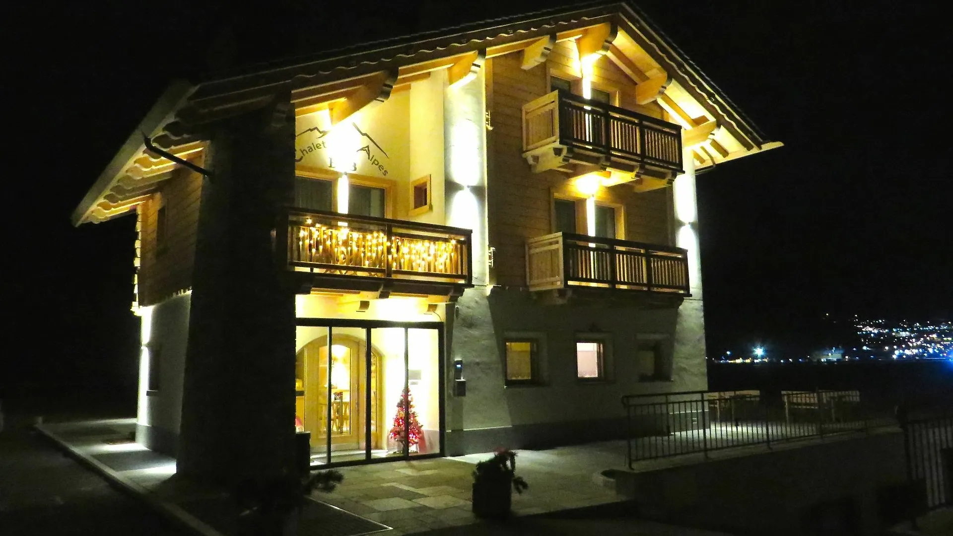B&B Ecohotel Chalet Des Alpes Livigno Hotel