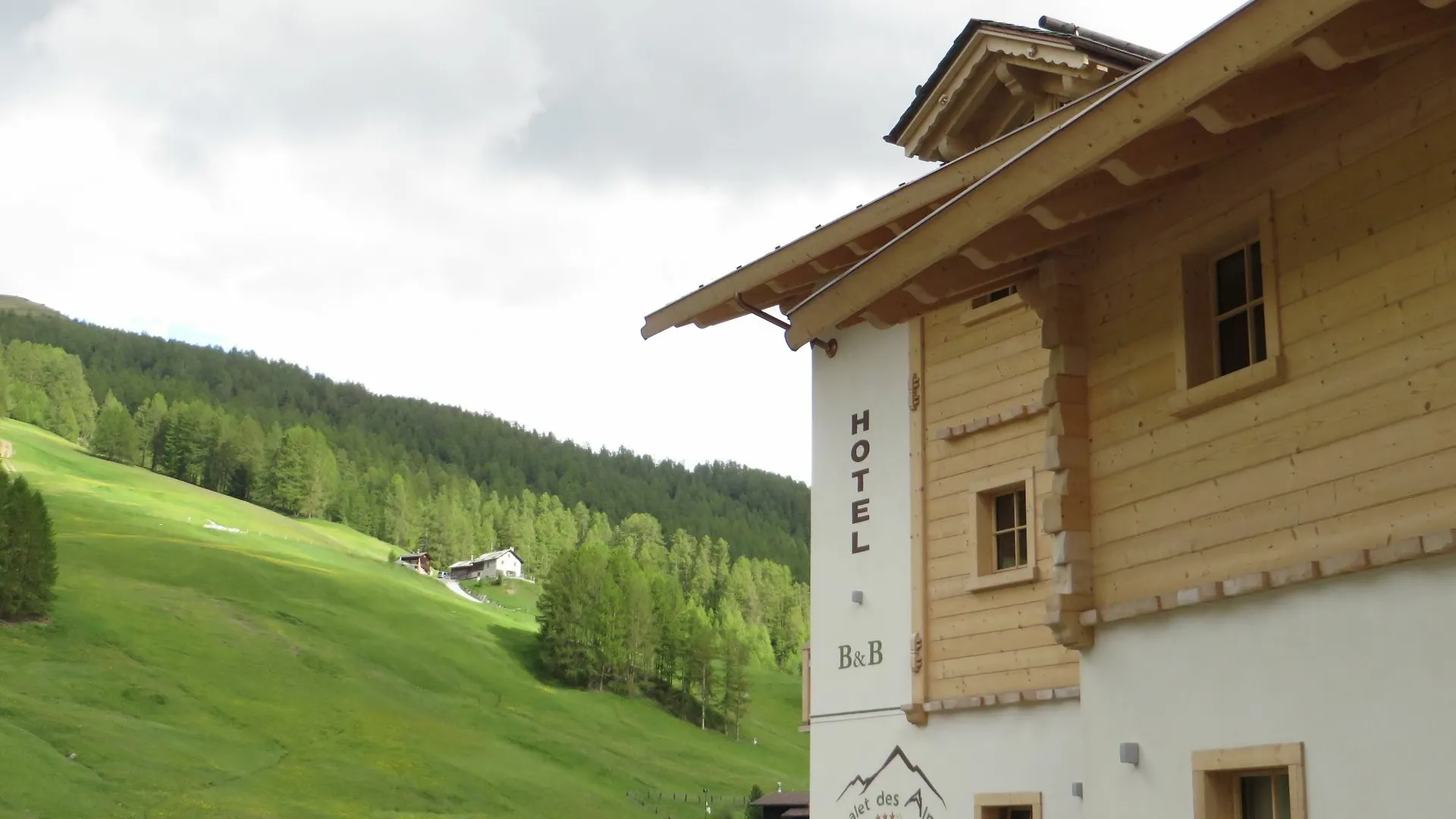 *** Hotel B&B Ecohotel Chalet Des Alpes Livigno Italy